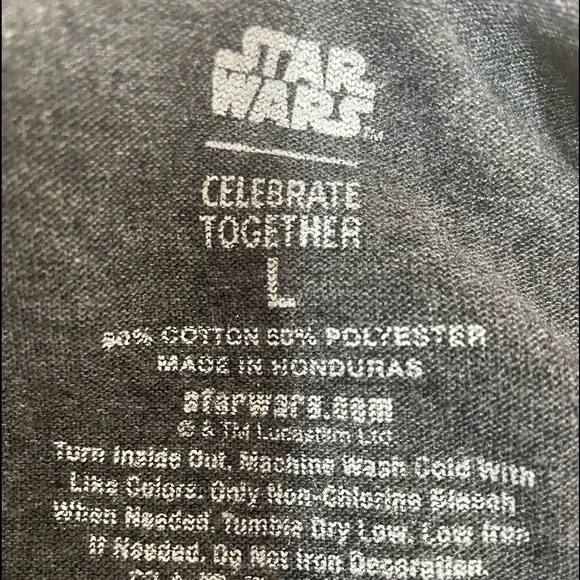 Star Wars, Darth Vader, Mens Christmas T-Shirt, Medium, Large, Gray, NWT - Picture 3 of 4